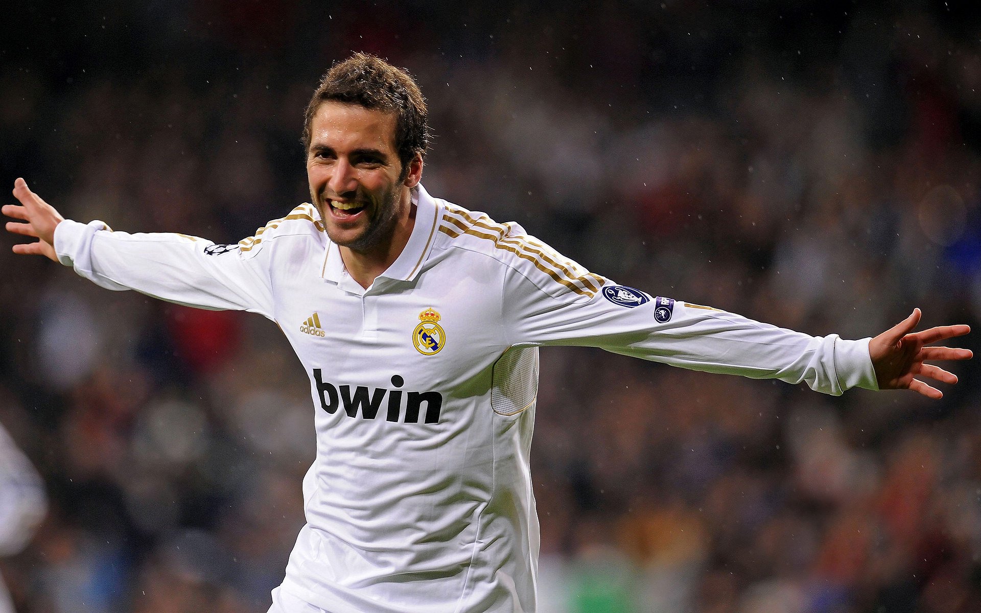 美洲杯赛事期间的媒体报道策略,体育新闻美洲杯